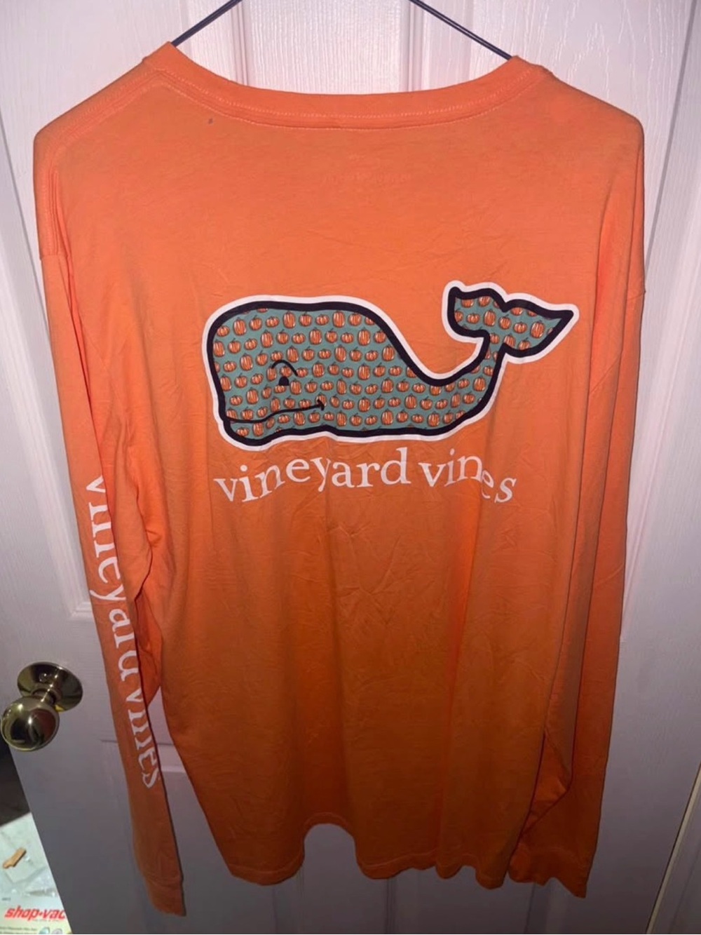 Vineyard Vines Orange Long-Sleeve Whale Graphic Tee special Halloween edition 🎃